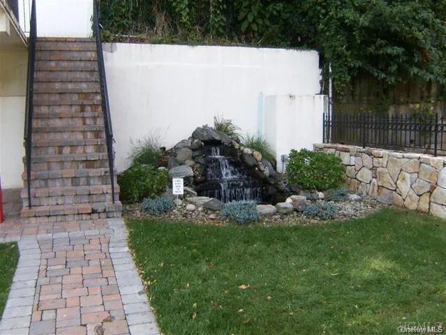 $207,500 | 632 Warburton Avenue, Unit 6K, Yonkers, NY 10701