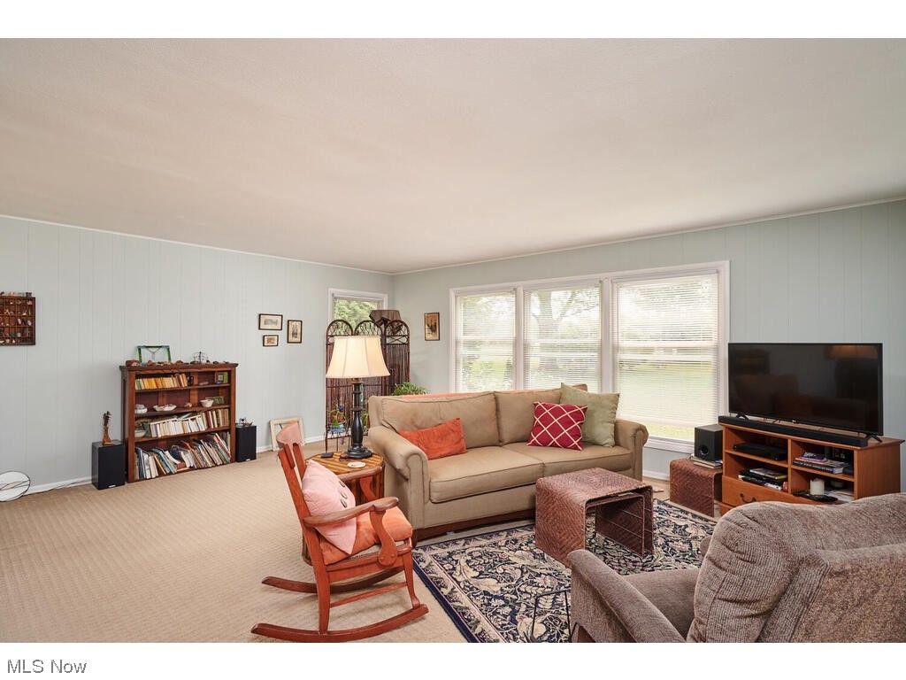 1028 Wall Road Wadsworth, OH 44281 - Photo 8 of 21 Gallery Image 8