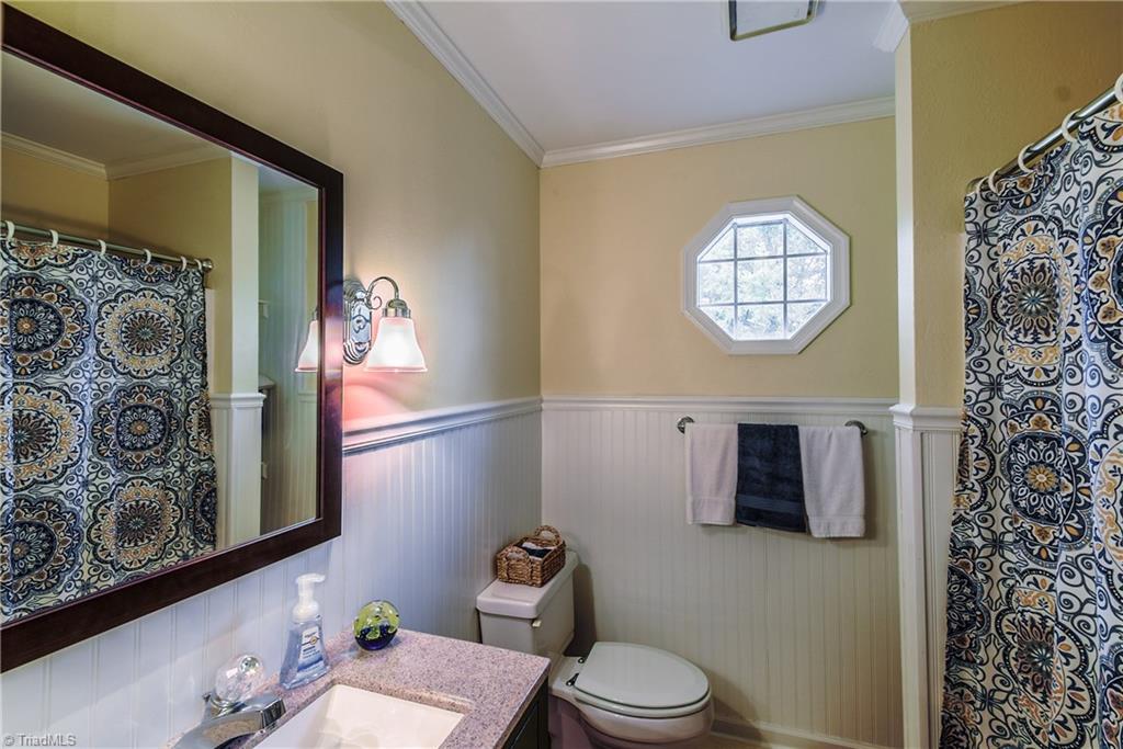102 Pebble Rdg Lane Winston-Salem, NC 27104 - Photo 17 of 22 Gallery Image 17