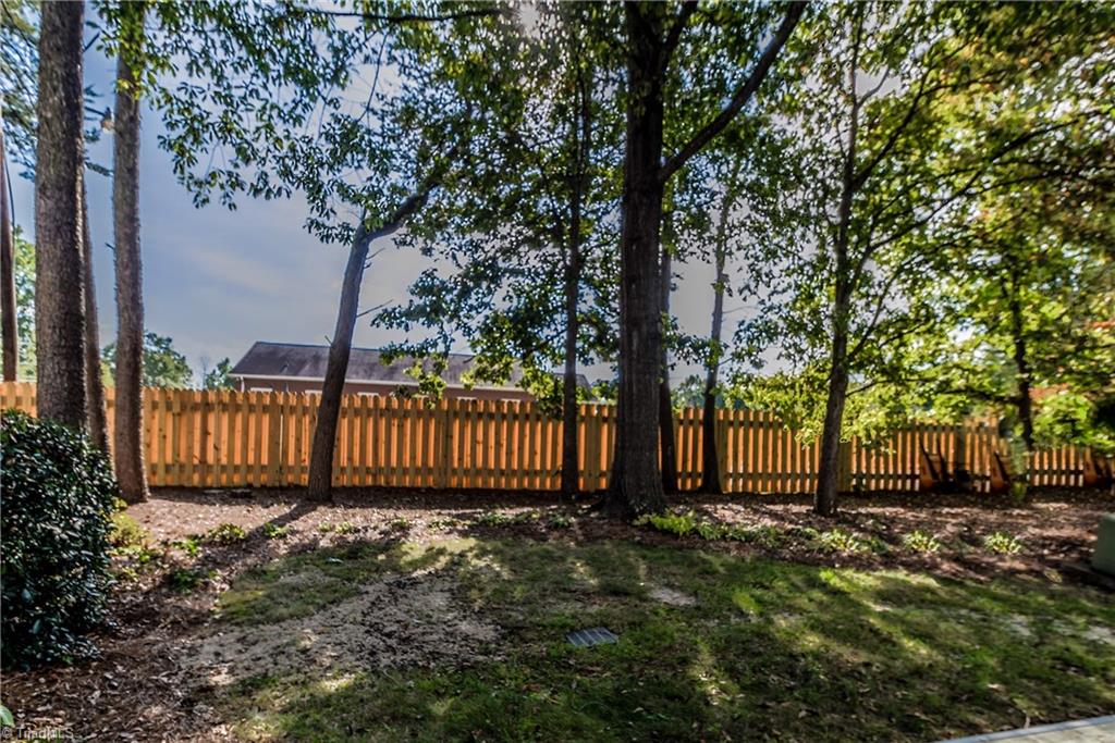 102 Pebble Rdg Lane Winston-Salem, NC 27104 - Photo 21 of 22 Gallery Image 21