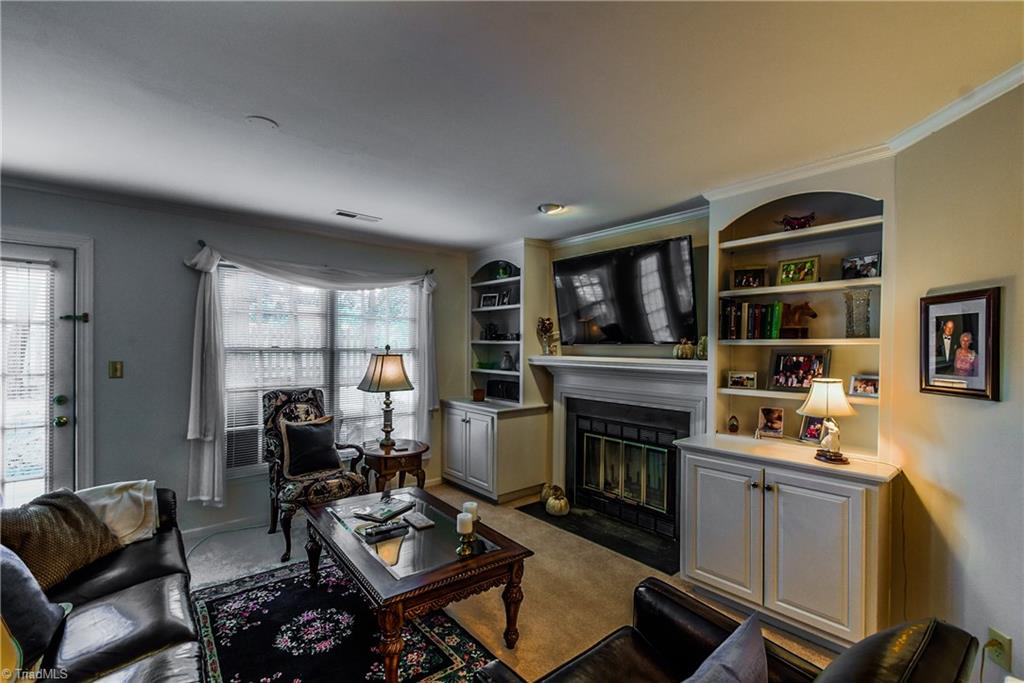 102 Pebble Rdg Lane Winston-Salem, NC 27104 - Photo 6 of 22 Gallery Image 6