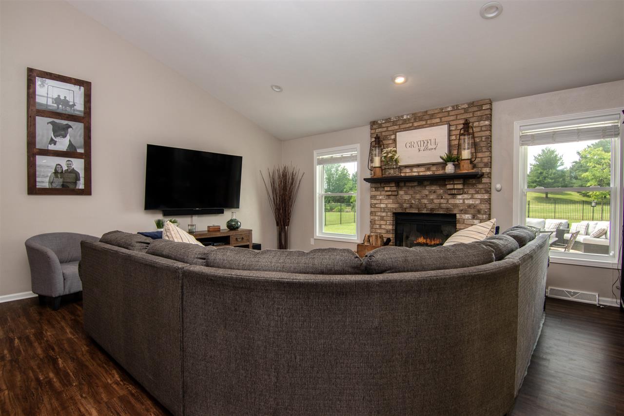 3788 North Trainer Road Rockford, IL 61114 - Photo 5 of 24 Gallery Image 5