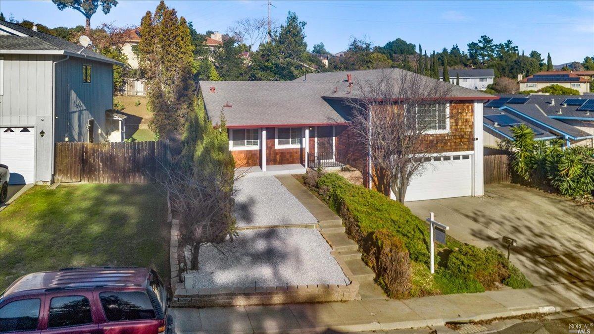 640 Skyline Drive Vallejo, CA 94591 - Photo 3 of 55