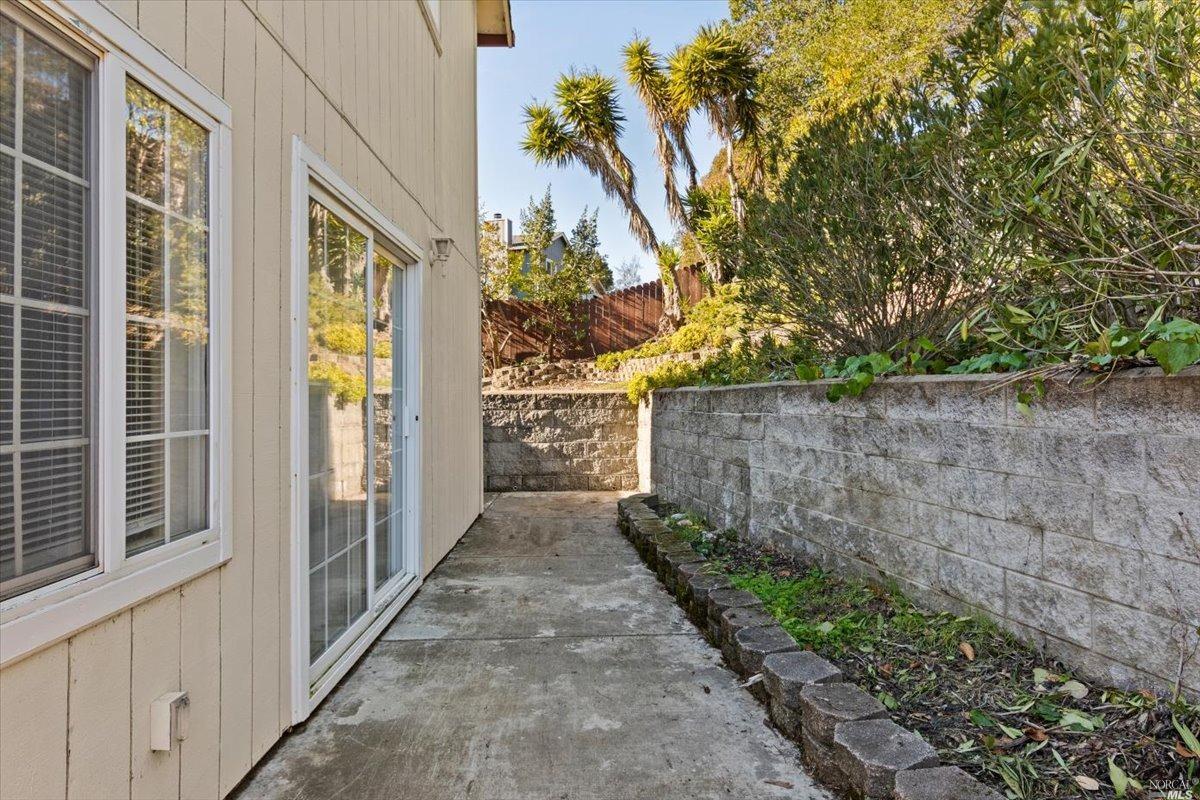 640 Skyline Drive Vallejo, CA 94591 - Photo 46 of 55