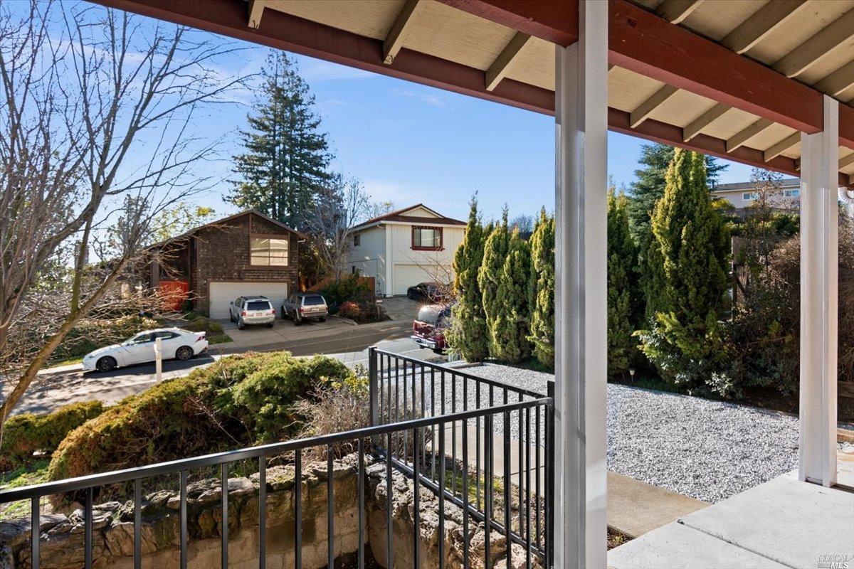 640 Skyline Drive Vallejo, CA 94591 - Photo 10 of 55