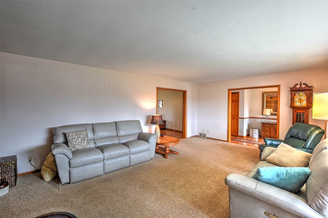 1350 West Rock Springs Road Decatur, IL 62521 - Photo 5 of 33