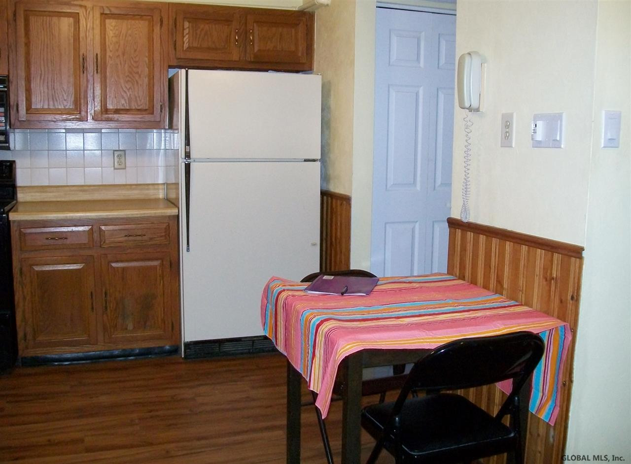 30 Snowberry Road Malta, NY 12020 - Photo 7 of 11 Photo 7