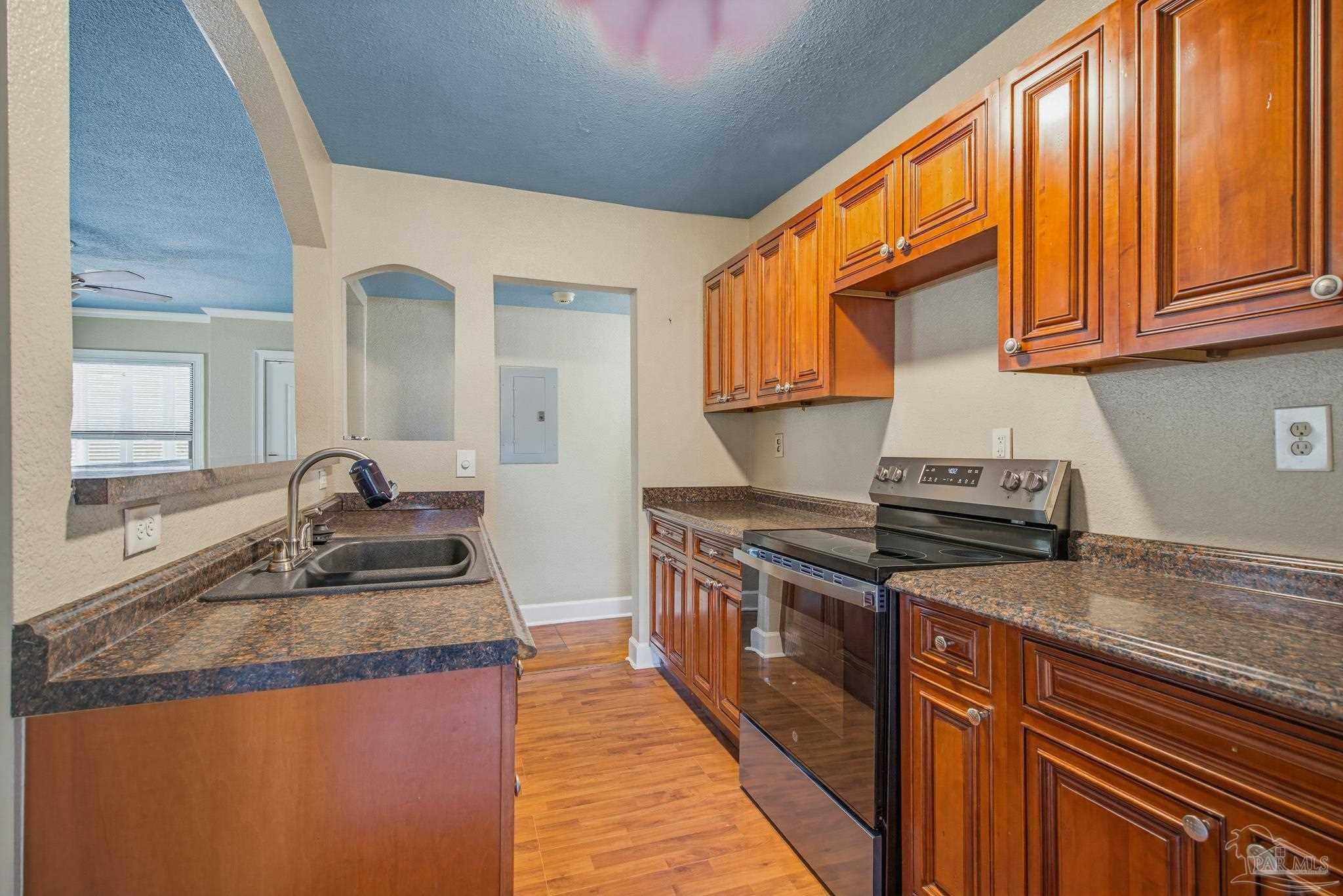 211 Northwest Gilliland Road Pensacola, FL 32507 - Photo 15 of 52