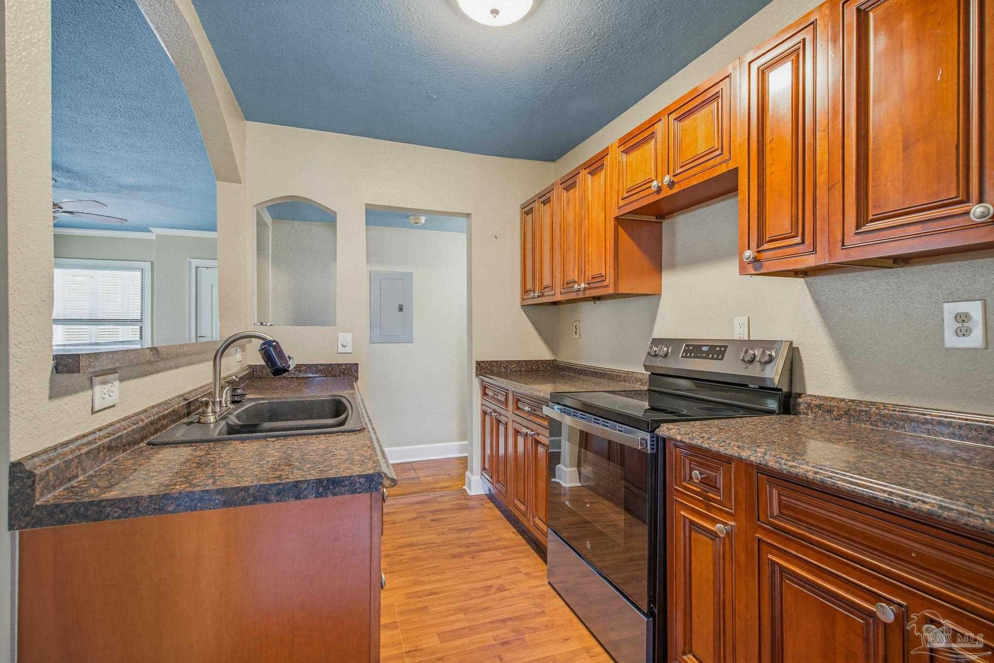 211 Northwest Gilliland Road Pensacola, FL 32507 - Photo 16 of 52