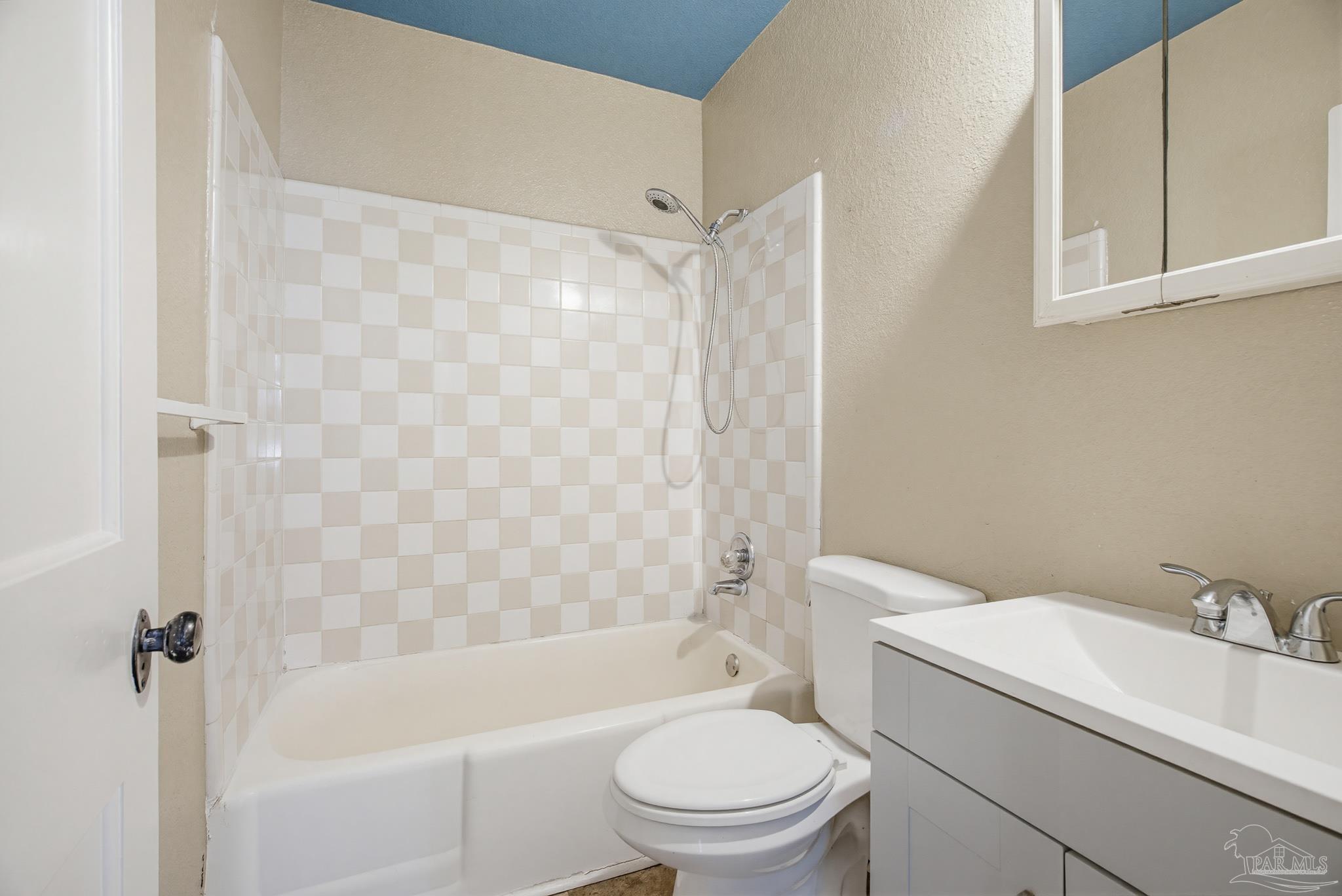 211 Northwest Gilliland Road Pensacola, FL 32507 - Photo 32 of 52