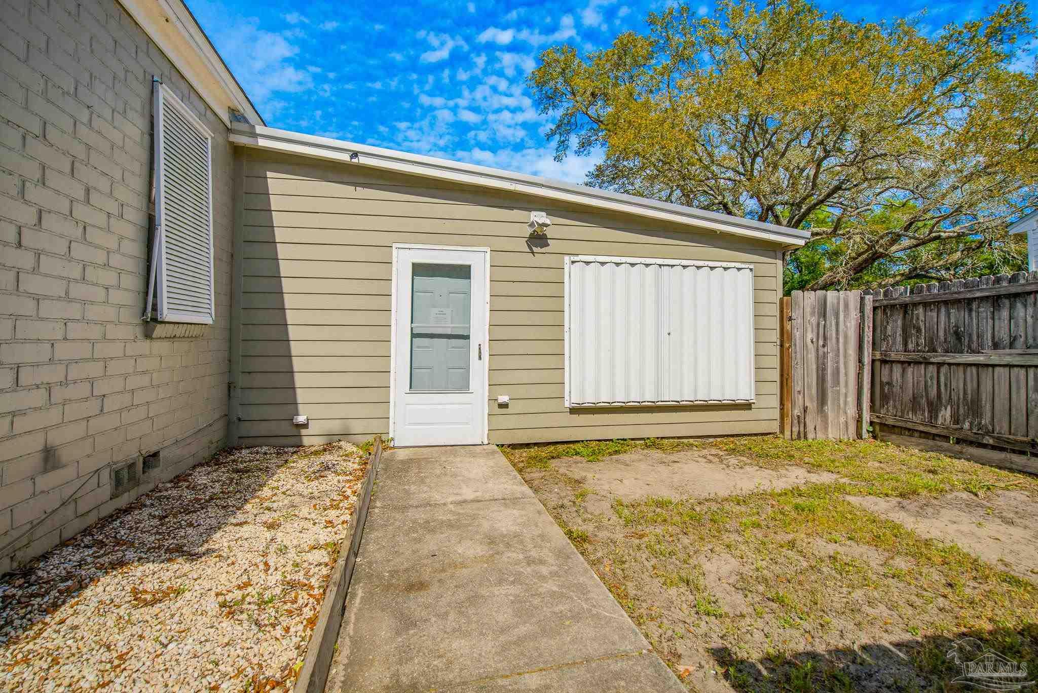 211 Northwest Gilliland Road Pensacola, FL 32507 - Photo 43 of 52