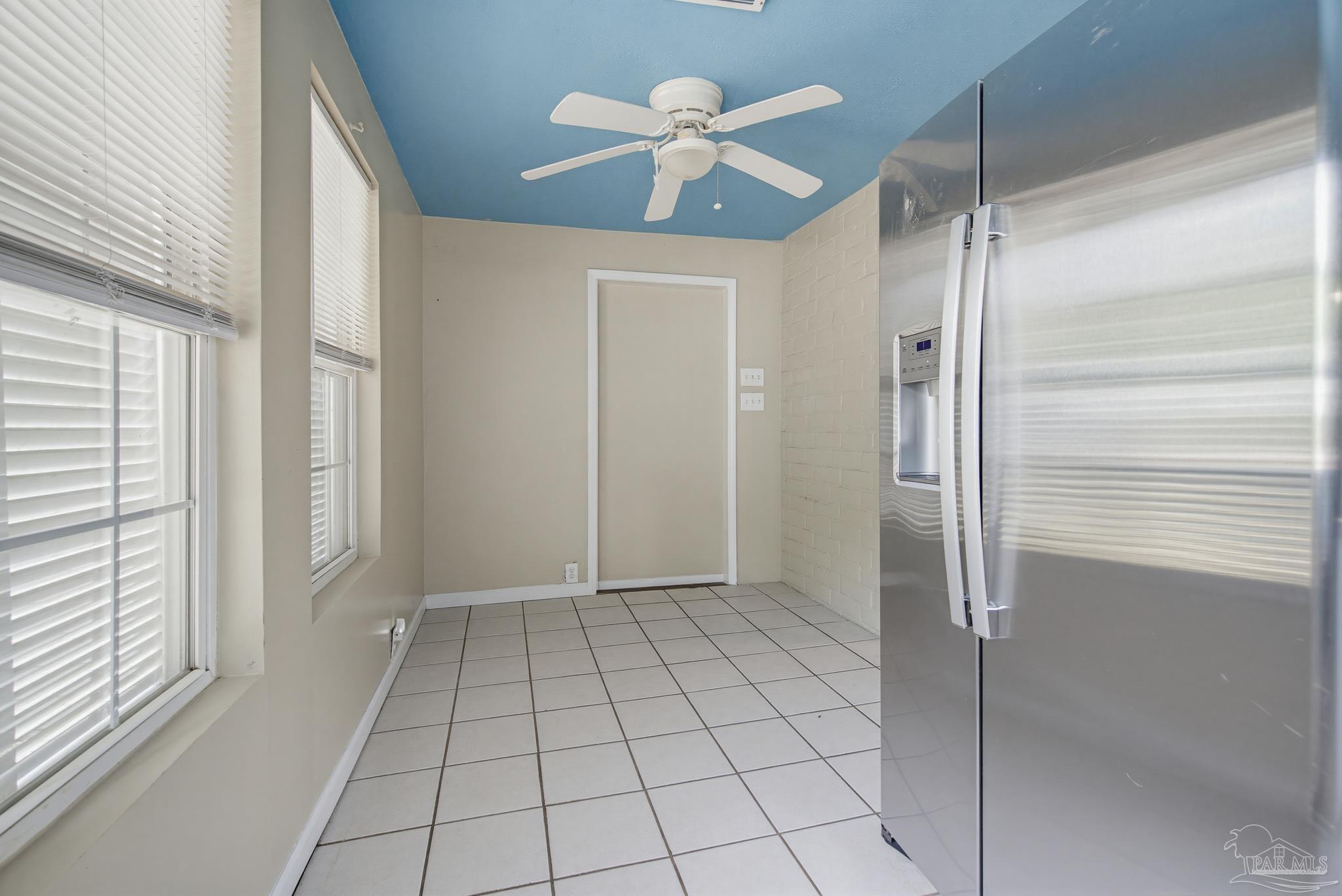 211 Northwest Gilliland Road Pensacola, FL 32507 - Photo 7 of 52