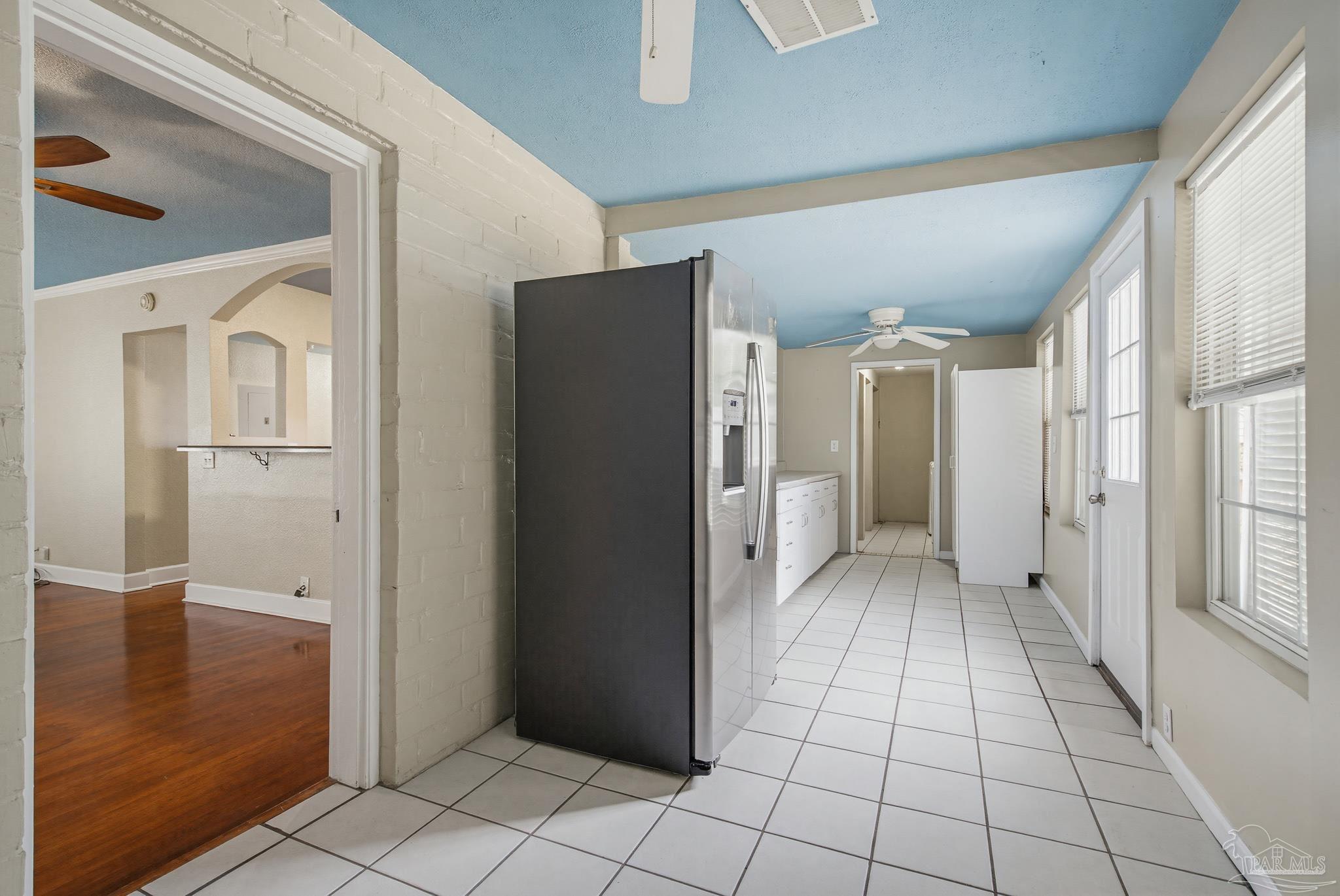 211 Northwest Gilliland Road Pensacola, FL 32507 - Photo 8 of 52