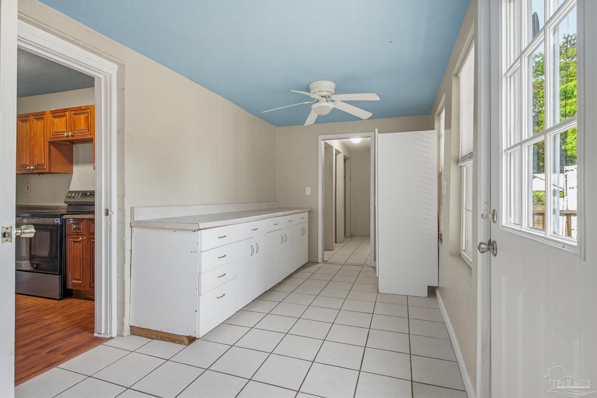 211 Northwest Gilliland Road Pensacola, FL 32507 - Photo 9 of 52