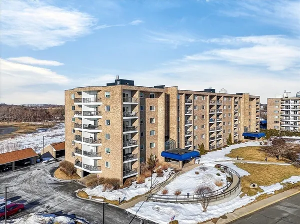 $500,000 | 64 Broad Reach, Unit 107, Weymouth, MA 02191