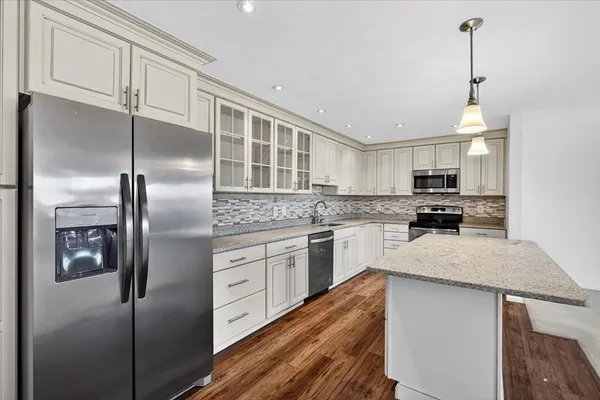 $500,000 | 64 Broad Reach, Unit 107, Weymouth, MA 02191
