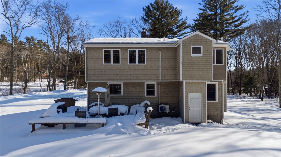 339 Hog House Hill Road Exeter, RI 02822 - Photo 5 of 32