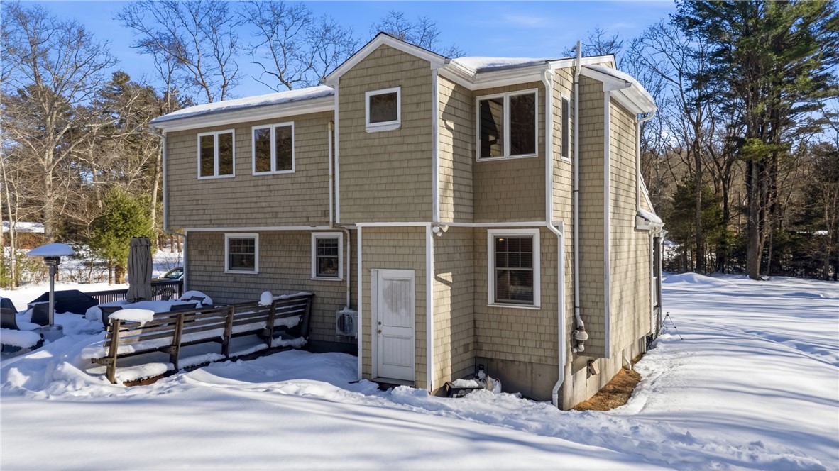 339 Hog House Hill Road Exeter, RI 02822 - Photo 6 of 32