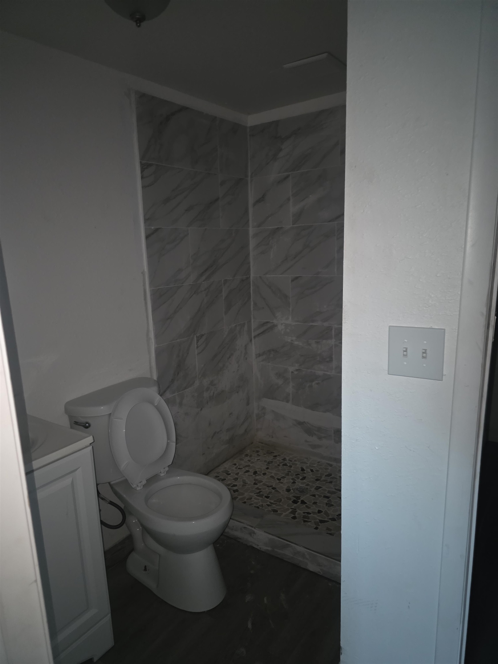 2189 Benedict Road Jacksonville, FL 32209 - Photo 17 of 19 a bathroom with a toilet