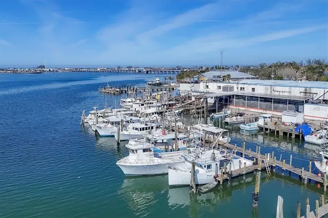 $699,900 | 4515 Mangrove Point Road, Bradenton, FL 34210