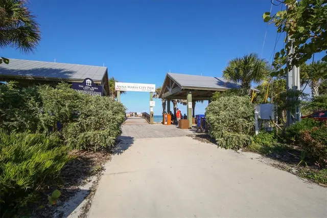 $699,900 | 4515 Mangrove Point Road, Bradenton, FL 34210