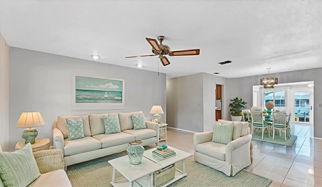 4515 Mangrove Point Road Bradenton, FL 34210 - Photo 10 of 59 a living room with furniture