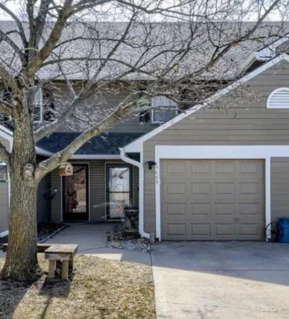 $215,000 | 5605 Northwest 66th Terrace, Kansas City, MO 64151