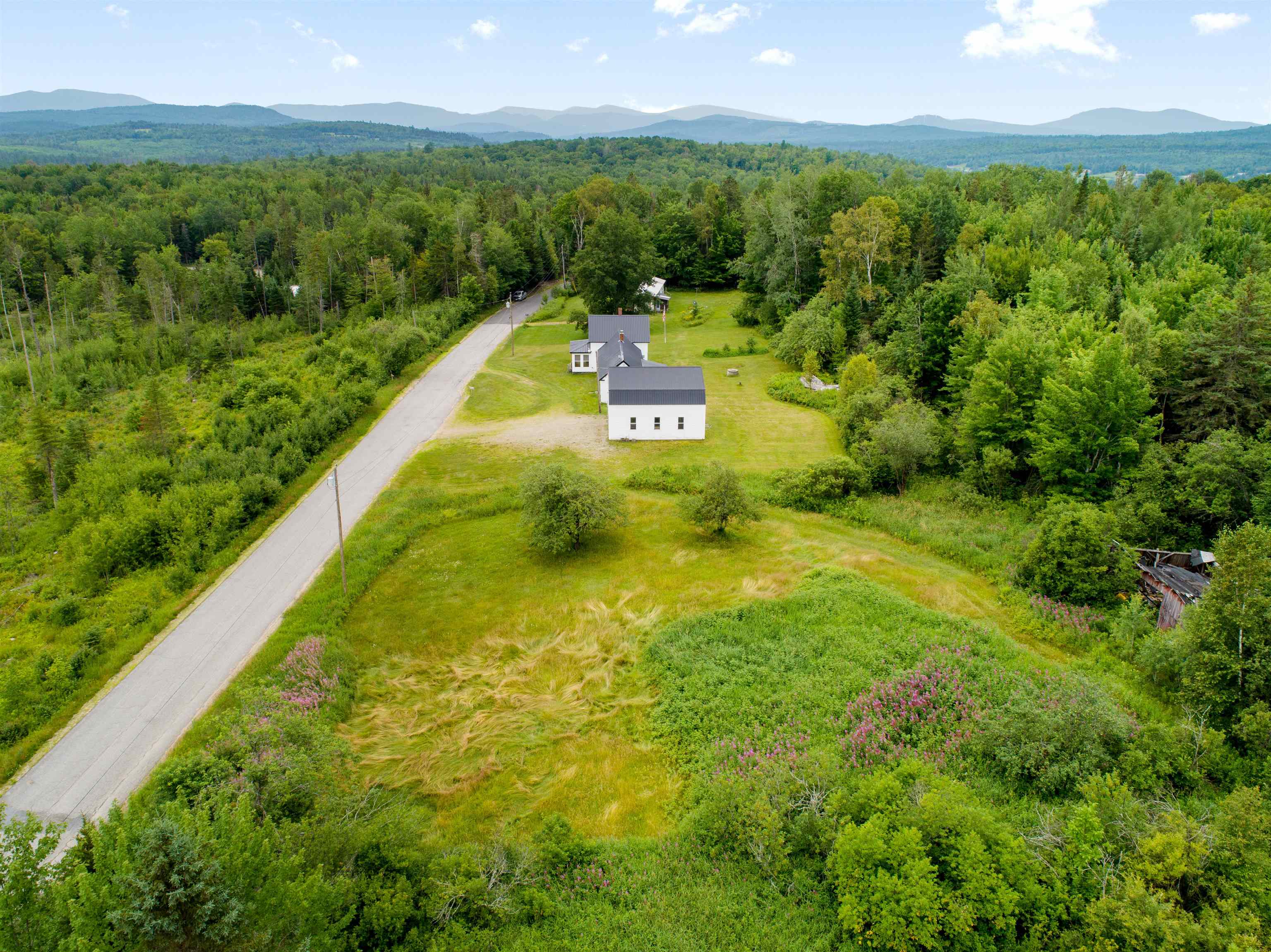 29 Hawkins Road Dummer, NH 03588 - Photo 8 of 40