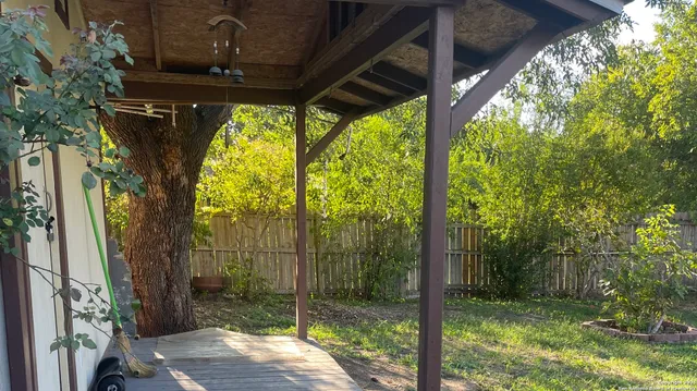 $1,800 | 2831 Charles Conrad Drive, Kirby, TX 78219