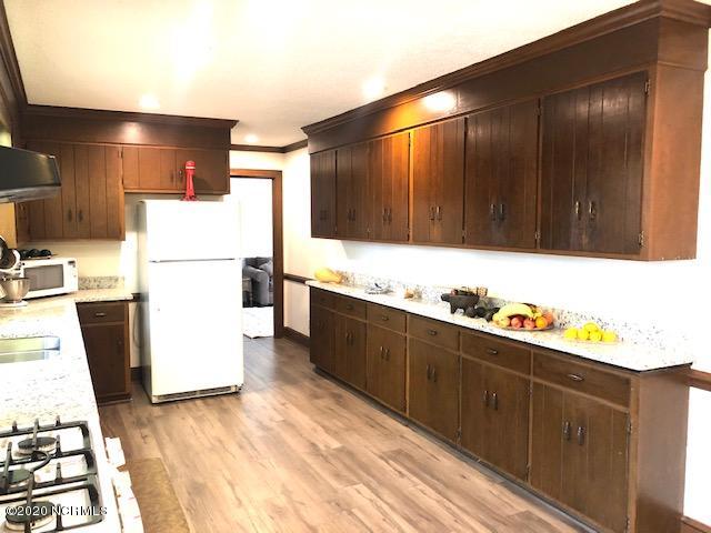596 Dail Loop Road Tarboro, NC 27886 - Photo 15 of 50 596 DAIL LOOP RD KITCHEN 2