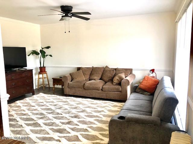 596 Dail Loop Road Tarboro, NC 27886 - Photo 8 of 50 596 DAIL LOOP RD FAMILY ROOM 5