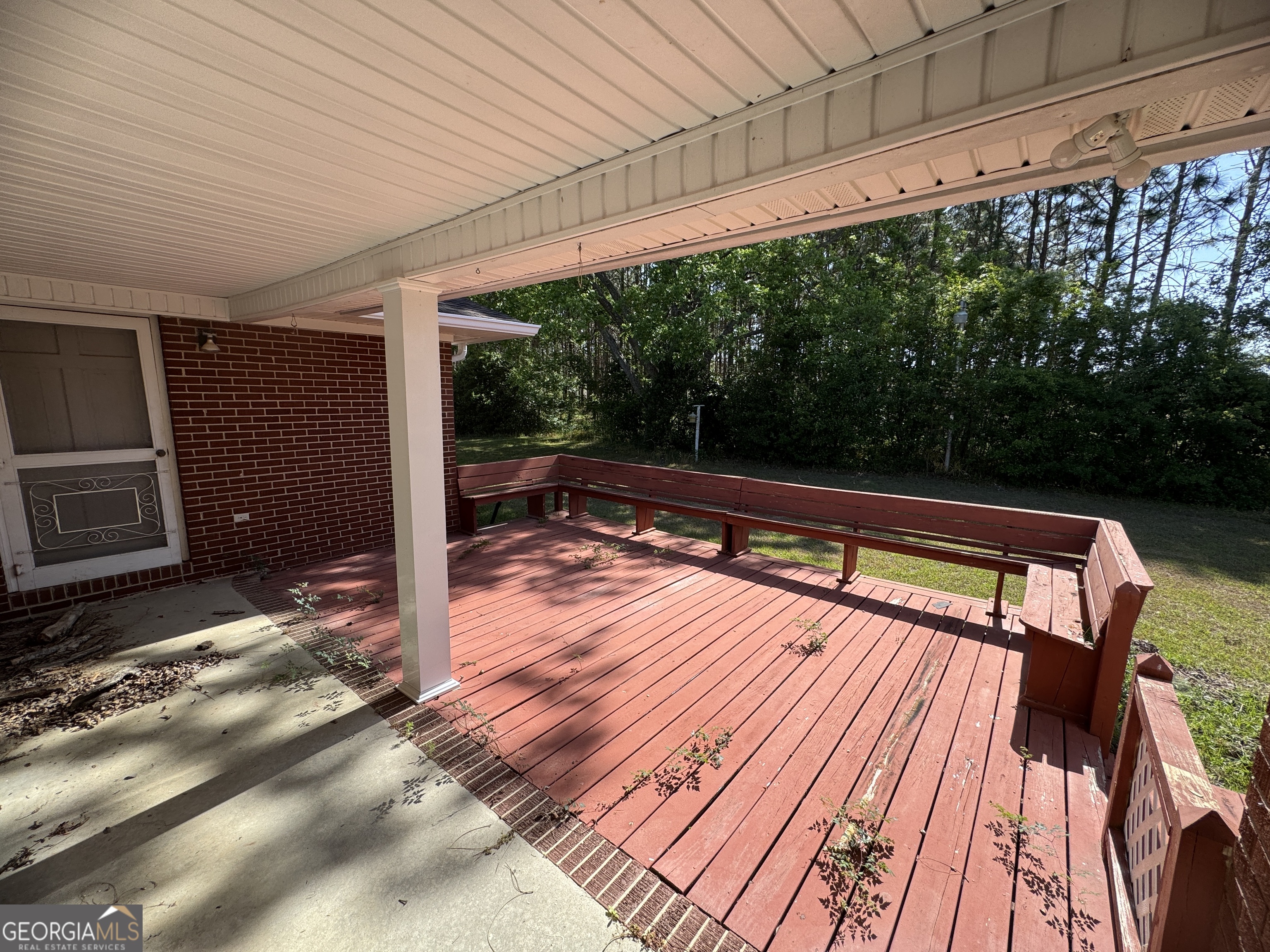 7290 Nevils Groveland Road Pembroke, GA 31321 - Photo 34 of 45 a view of sitting area in balcony
