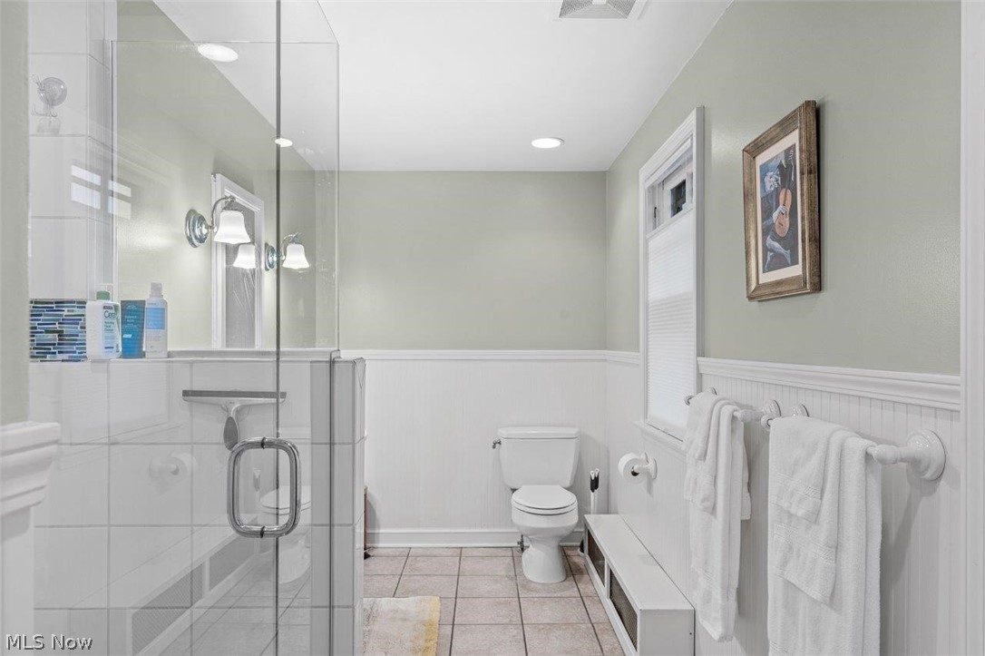 15718 Chadbourne Road Cleveland, OH 44120 - Photo 21 of 34 Gallery Image 21