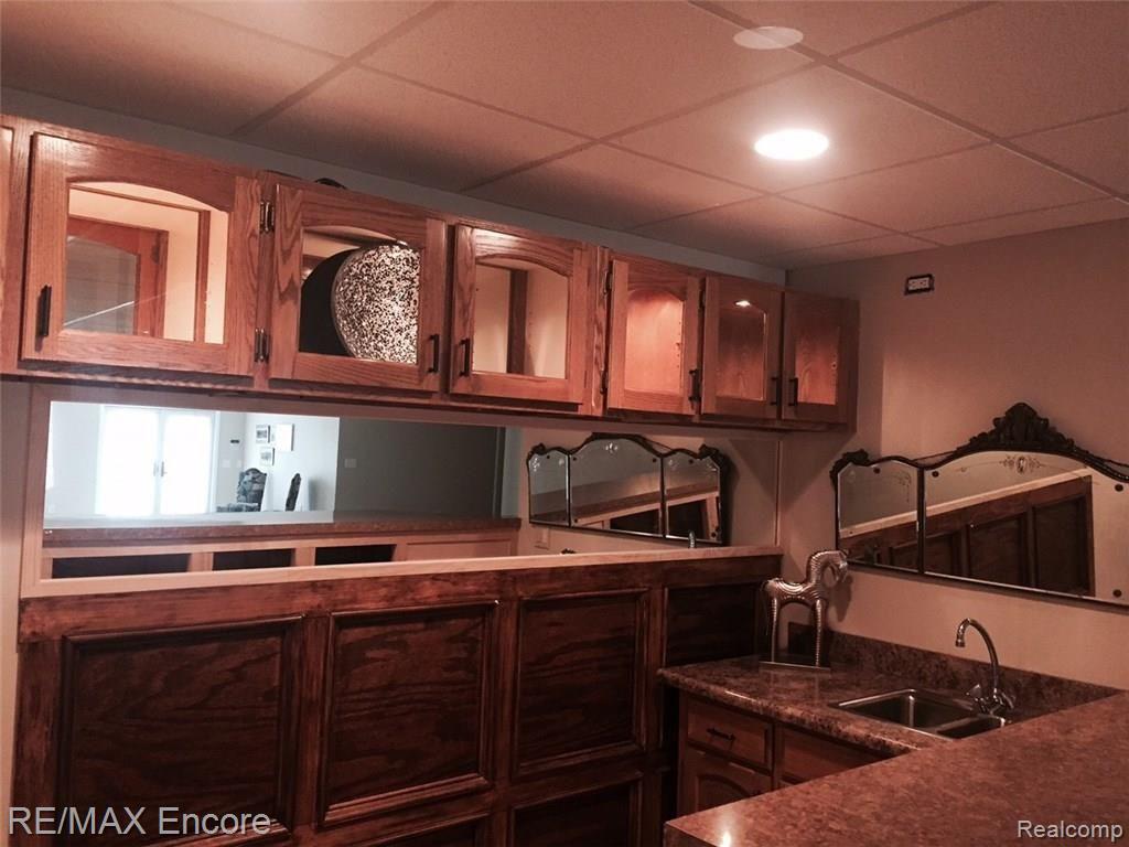 11293 Chapman Court Romeo, MI 48065 - Photo 83 of 97 Wet Bar