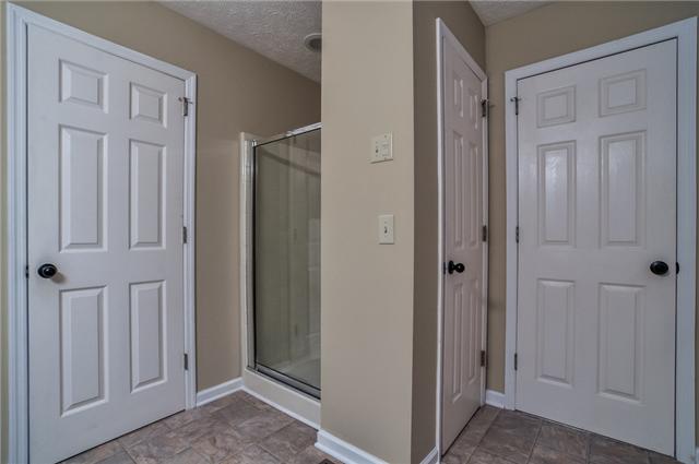 2617 Call Hill Road Nashville, TN 37211 - Photo 11 of 20 Master Bath shower