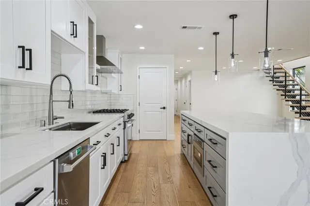 $2,499,000 | 21922 Erie Lane, Lake Forest, CA 92630