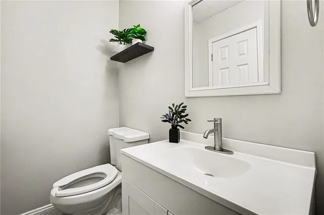 $145,000 | 3301 Bridge Manor Drive, Kansas City, MO 64137