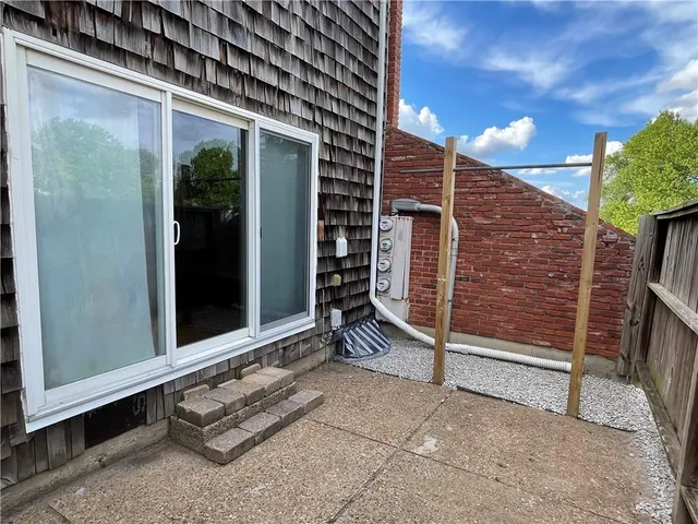 $145,000 | 3301 Bridge Manor Drive, Kansas City, MO 64137