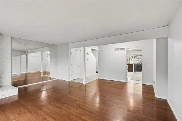 $145,000 | 3301 Bridge Manor Drive, Kansas City, MO 64137