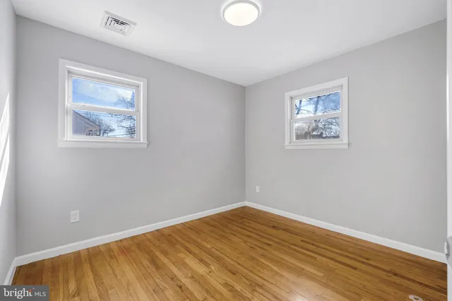 $425,000 | 5 Rocky Brook Court, Hightstown, NJ 08520