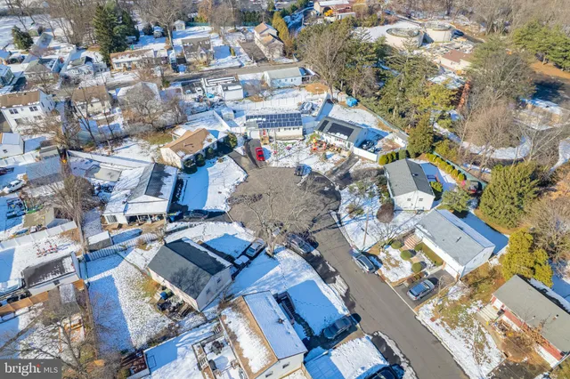 $425,000 | 5 Rocky Brook Court, Hightstown, NJ 08520