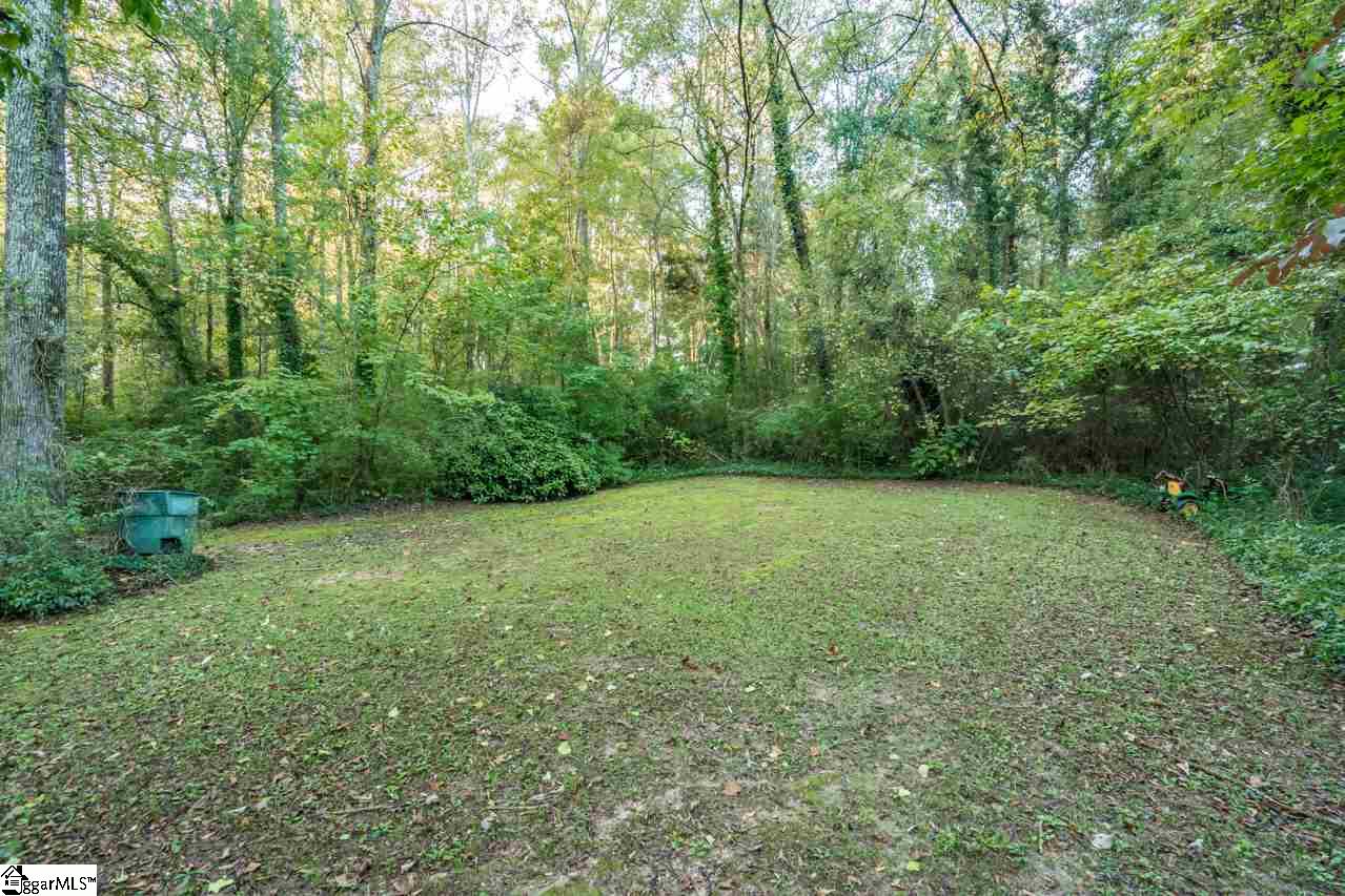 212 York Street Clinton, SC 29325 - Photo 27 of 36 Gallery Image 27