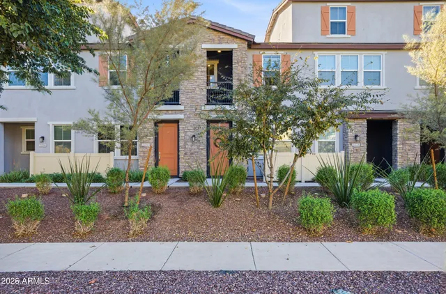 $357,500 | 2282 East Hidalgo Avenue, Phoenix, AZ 85040