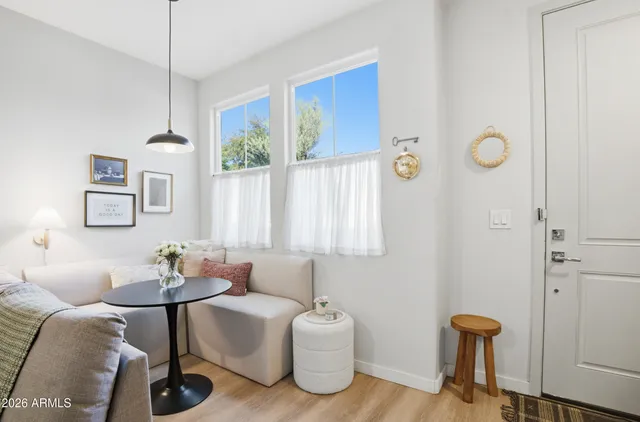 $357,500 | 2282 East Hidalgo Avenue, Phoenix, AZ 85040