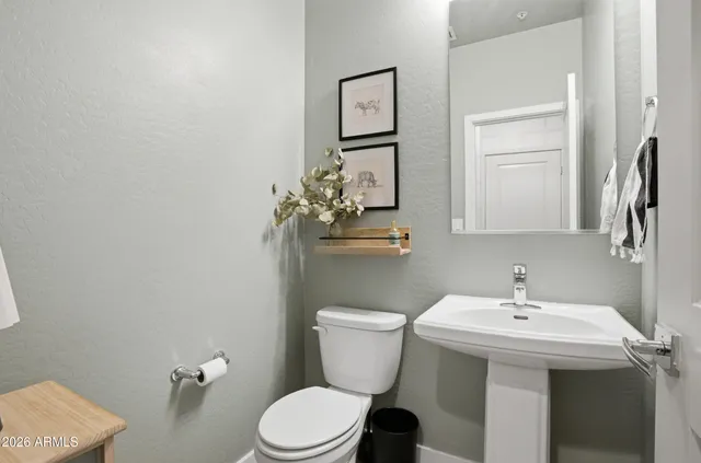 $357,500 | 2282 East Hidalgo Avenue, Phoenix, AZ 85040