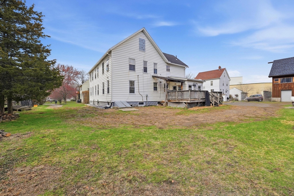 1016 Chestnut Street Palmer, MA 01069 - Photo 2 of 17