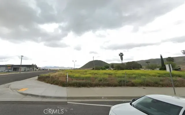 $1,600,000 | 0 Florida Avenue, Hemet, CA 92544