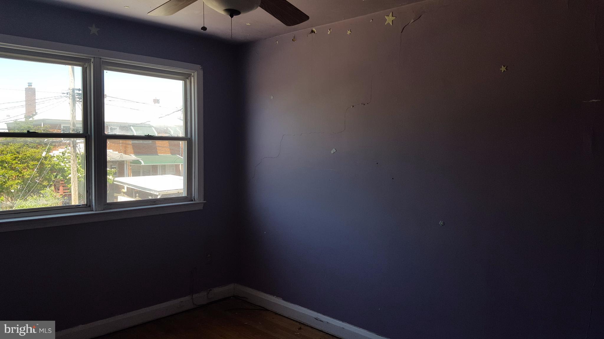 2207 Vailthorn Road Baltimore, MD 21220 - Photo 17 of 23 1st Bedroom