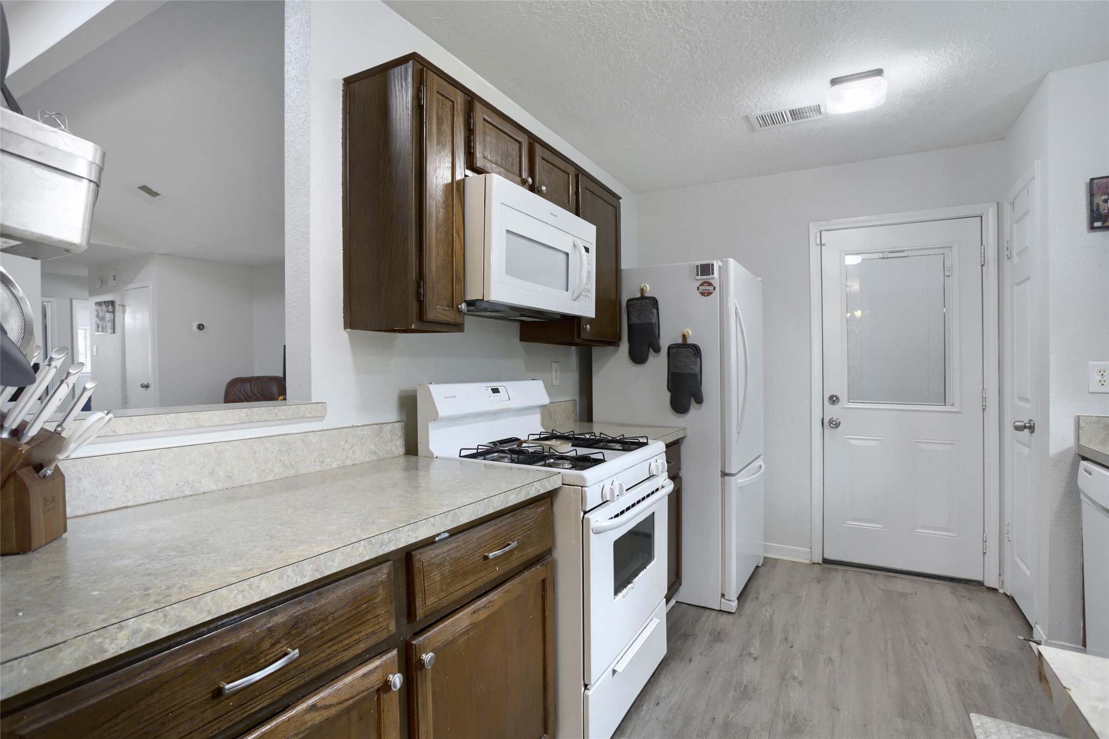 24127 Spring Day Lane Spring, TX 77373 - Photo 10 of 29
