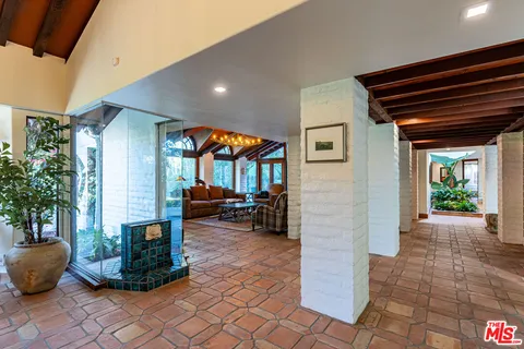 $4,495,000 | 13166 Boca De Canon Lane, Los Angeles, CA 90049